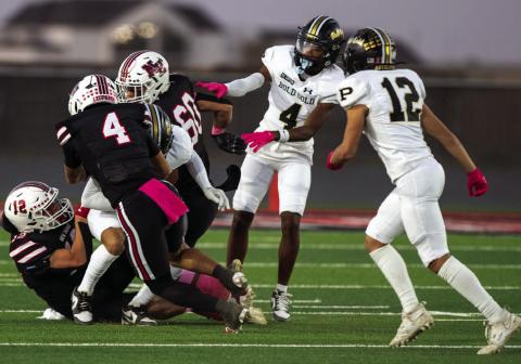TRIUMPHANT ANTELOPES Post Bold Gold triumphantly win their third district game against New Home 27-20. | RON FRANCIS PHOTO