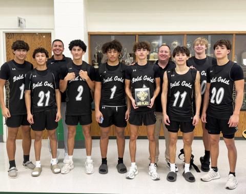 POST HONORS THE Bold Gold Varsity Boys Basketball team finished 3rd in the Double Mountain Classic, going 4–1 on the weekend. Sean Ramos earned a spot on the All-Tournament Team. (Maxx Cole not pictured.) The Lady Lopes also competed in the Double Mountain Classic, finishing strong at 3–1. JV Boys went 2–2, finishing 4th in the Plains Tournament. | COURTESY PHOTO