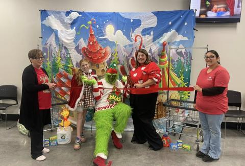 SPECIAL GUIEST Antelope Wash ‘N‘ Dry self-service laundromat celebrated their one-year anniversary in Post Dec. 5 with a special holiday visitor—The Grinch! | COURTESY PHOTO