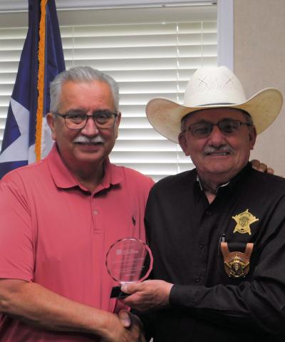 Sheriff Morgan accepts Gratitude Award