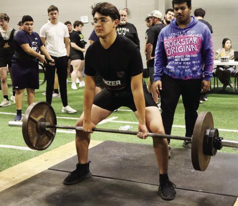 Bold Gold host second Powerlifting Meet