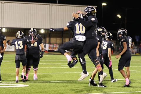 LOPES TAKE LEOPARDS Following their Oct. 24 away victory at New Home, the Bold Gold jumped to second place in the district standings. | YOSELINE ESPARZA &amp; NATALIA SOTO PHOTOS