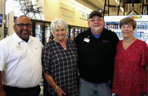 Amity Study Club recognizes United employee