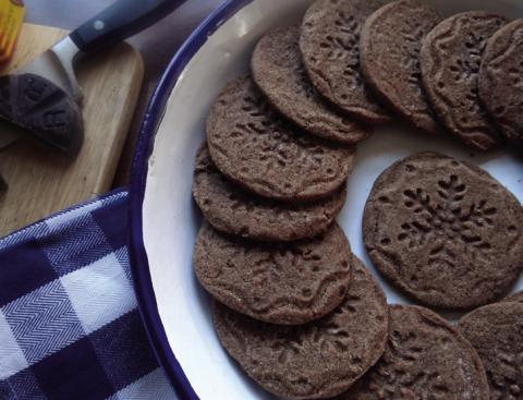 Get Ready to Light Up Post with Christmas Cookies