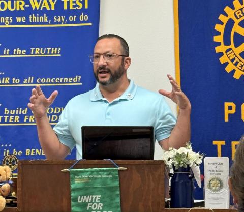POST ROTARY Rotarian Jesse Dixon, a representative of Perky Palette, shared with club members details concerning intellectual licensing, packaging and presence. Dixon is also the operations director of RRC Wholesale LLC, a specialty manufacturing and distribution company. | COURTESY PHOTO