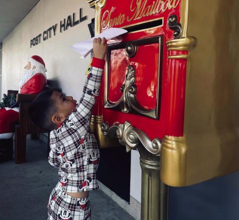 Letters to Santa due December 15th