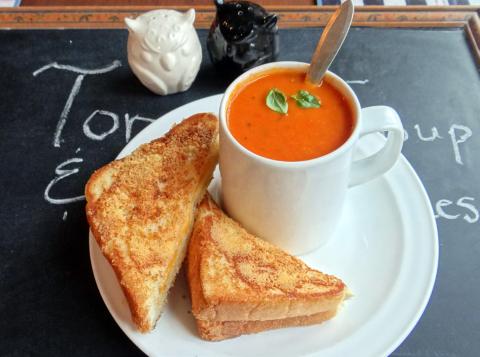 HOMEMADE TOMATO SOUP is cozy, flavorful and easy to make. Roasted tomatoes and caramelized onions give it a rich, comforting taste. Pair it with croutons or grilled cheese for a perfect fall meal. It’s simple, quick, and a true classic perfect for warming up on cooler days. | ANGELINA LARUE PHOTO