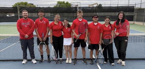Eagles, Lady Eagles shine at district tennis
