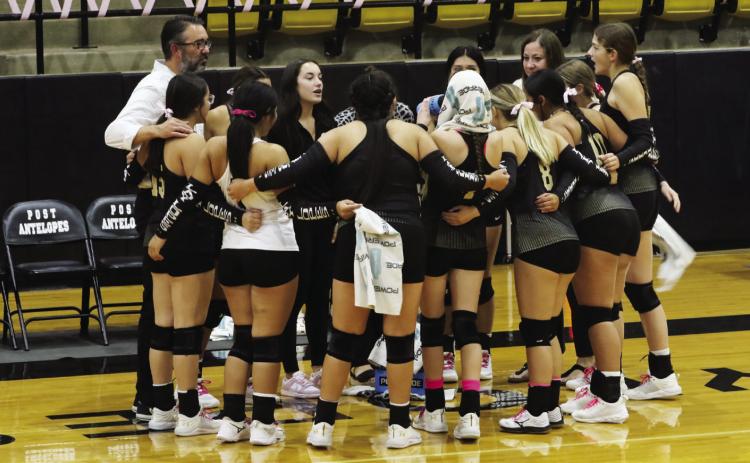 POST VOLLEYBALL Lady Lopes capture a district win over Olton last Saturday in 3 sets. | COURTESY PHOTO