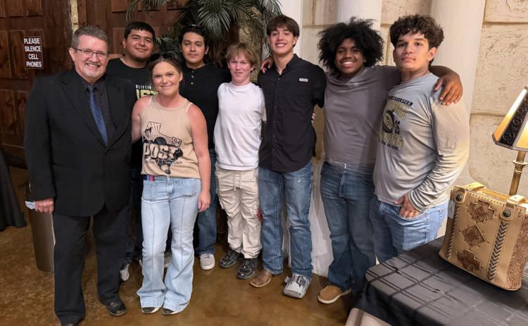 TEAMWORK Young Emerging Leaders Back Row: Domingo Soto, Jeremiah Campos, Kalvin Jarrett, Luca Perez, Jackson Hicks and Mauricio Martinez served alongside Chris Atkinson and Traci Jarrett at the Recovery Roundup on Sept. 12. | STEPHANIE ALLEN