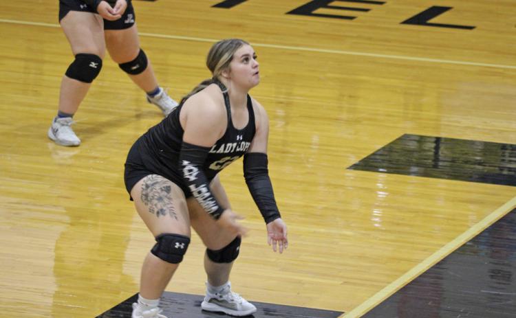 Lady Lopes earn fifth straight victory