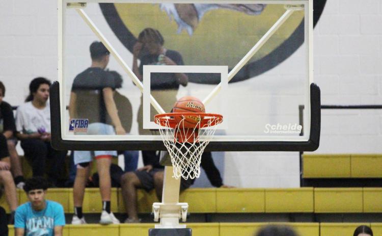 Bold Gold and Lady Lopes Basketball to compete at Wellman Tournament