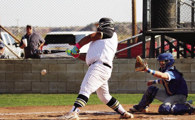 Bold Gold suffers heartbreaking defeat at Tahoka 18-17