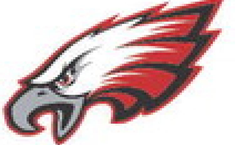 Eagles host Lorenzo for homecoming