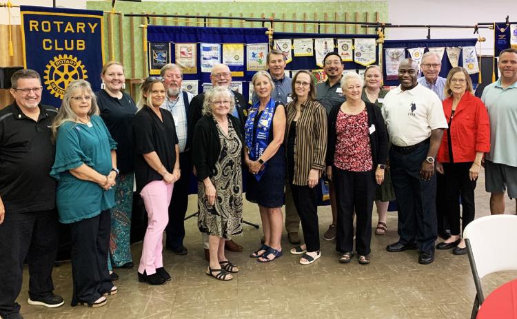 POST AND SNYDER MEET Post Rotary Club members traveled to Snyder to meet the district governor, Sanda Witt. Members from both Post and Snyder clubs enjoyed a catered meal and heard an encouraging speech from Witt about the year’s theme, “Unite for Good.” | STAFF PHOTO