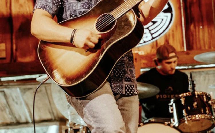 LIVE ENTERTAINMENT Reid Freeman and band will provide live music during the Garza County Junior Livestock Association’s Winner’s Circle Street Dance fundraiser Saturday, Oct. 3, at Main Street Saloon in downtown Post. | COURTESY PHOTO