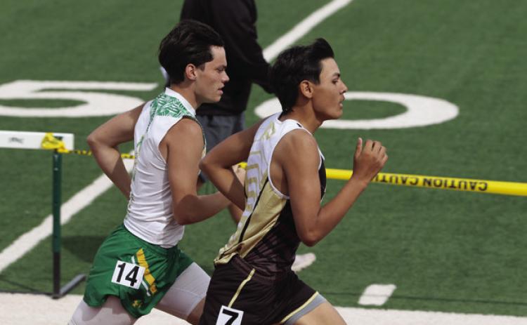 Bold Gold, Lady Lope Track teams impress at Floydada