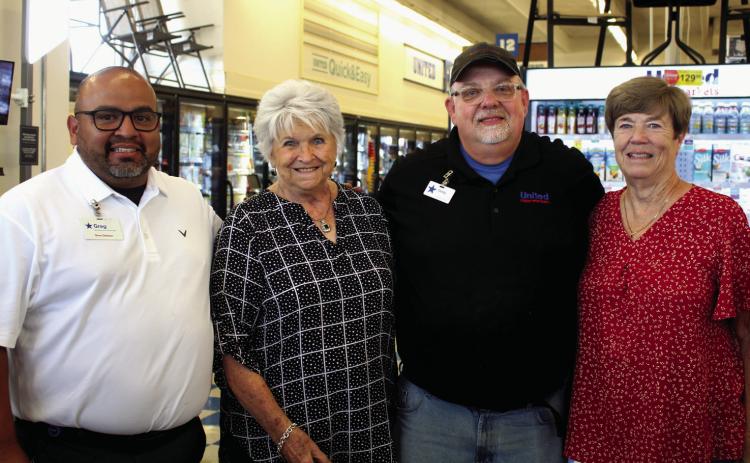 Amity Study Club recognizes United employee