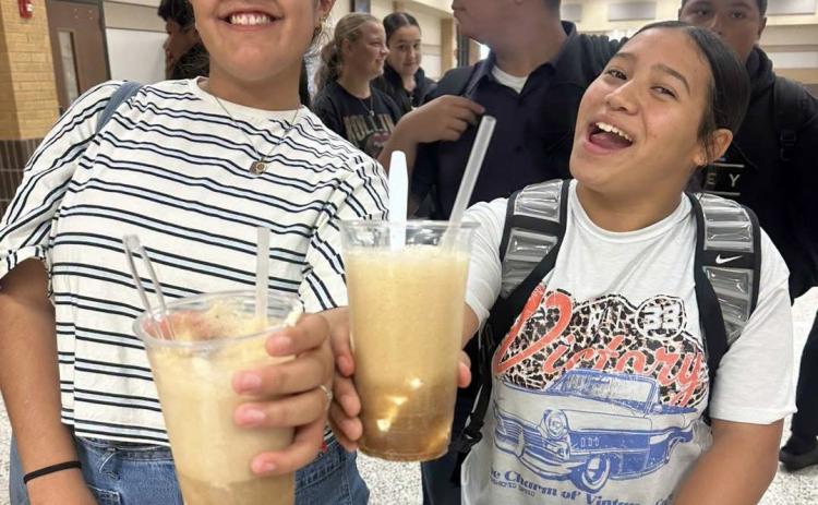 SWEET REWARD Post High School freshmen enjoyed Coke floats after the class of 2030 earned the school’s highest attendance percentage for the first six weeks. SPOTLIGHT PHOTOS, PAGE 8 | COURTESY PHOTO