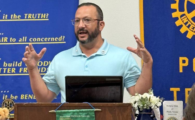 POST ROTARY Rotarian Jesse Dixon, a representative of Perky Palette, shared with club members details concerning intellectual licensing, packaging and presence. Dixon is also the operations director of RRC Wholesale LLC, a specialty manufacturing and distribution company. | COURTESY PHOTO