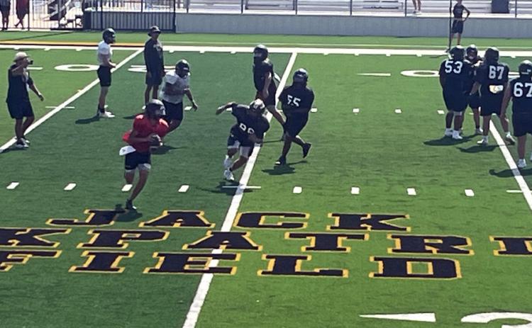 BOLD GOLD BATTLE Post Antelope football players competed during the Bold Gold intersquad scrimmage Saturday, Aug. 8, as the team prepares for the 2026 season. | RUSS MORRIS