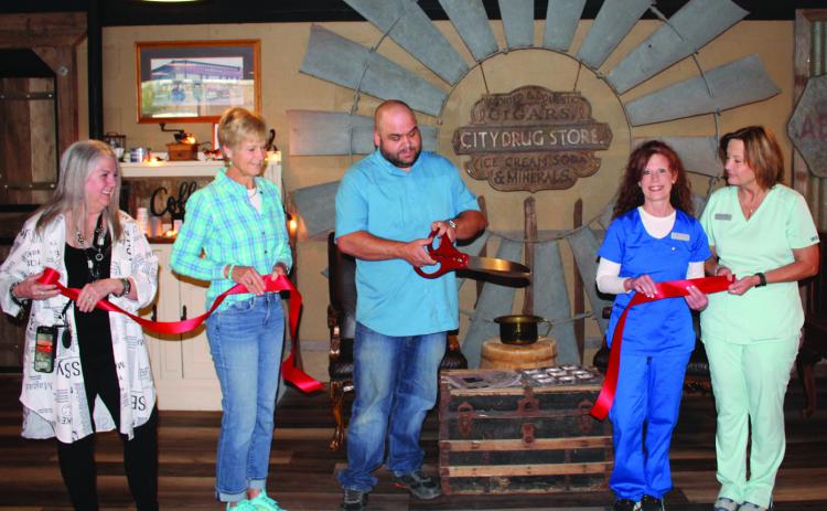 CHAMBER HOSTS RIBBON CUTTING AT THE PHARMHOUSE